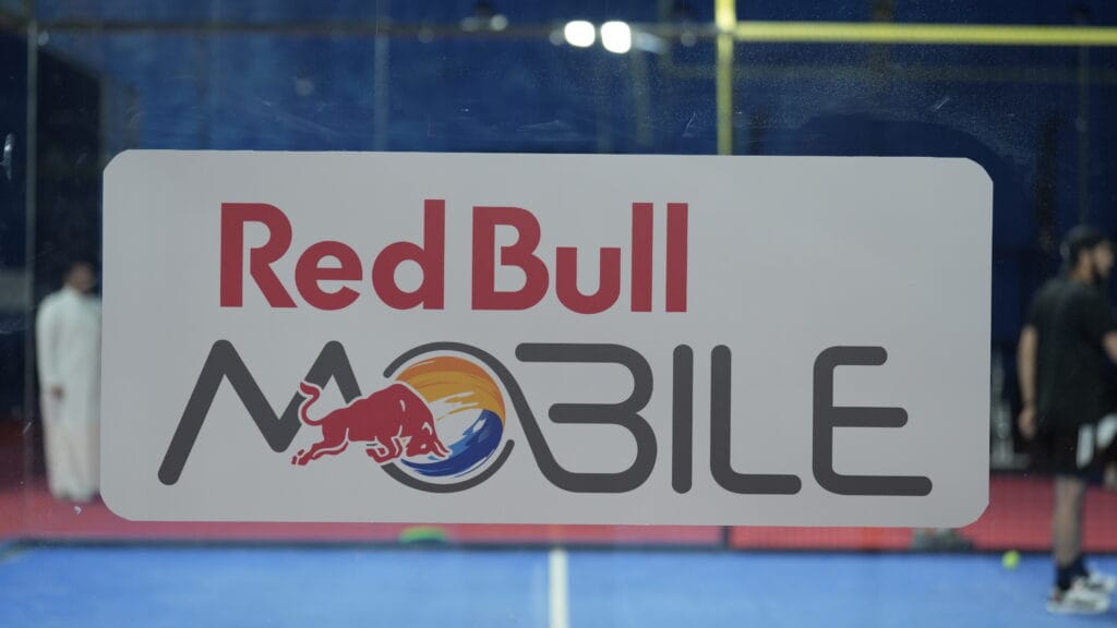 Red Bull Mobile logo.