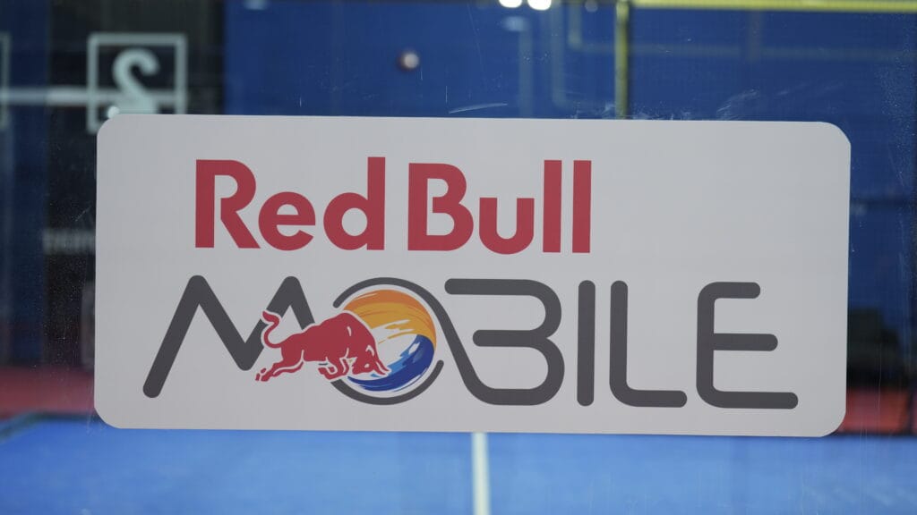 Red Bull Mobile logo.