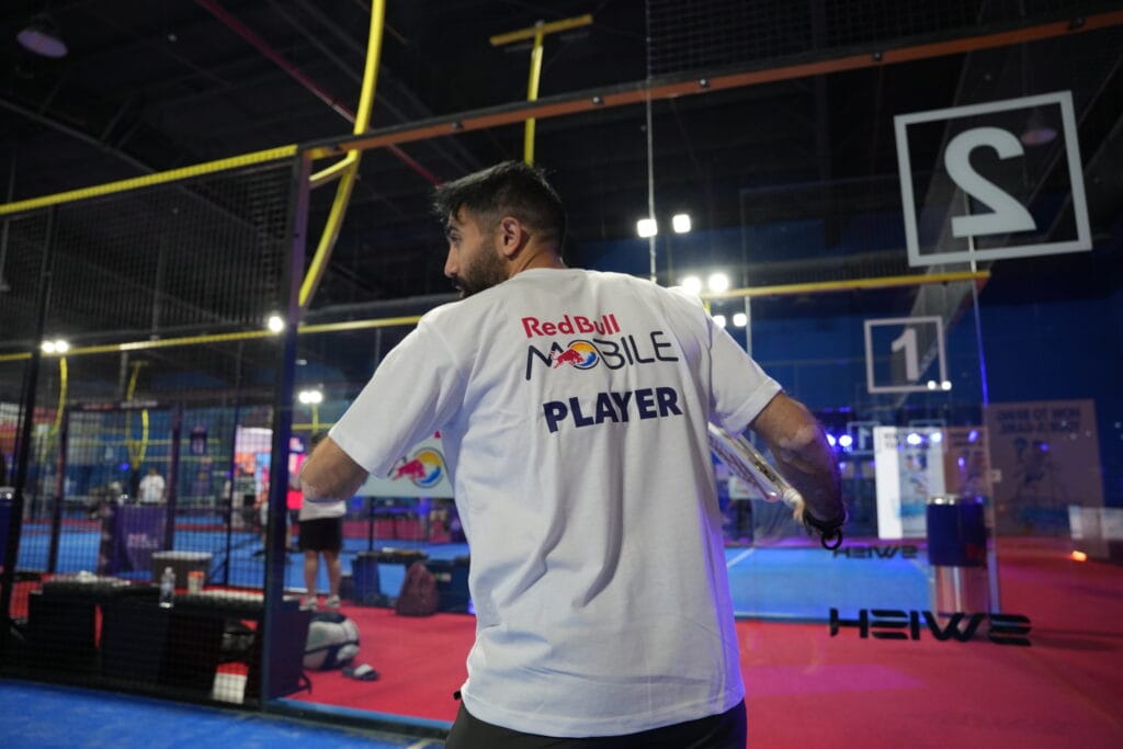 Red Bull Mobile Player back.